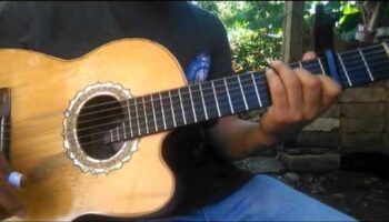 ¿Cómo tocar guitarra un día a la vez?